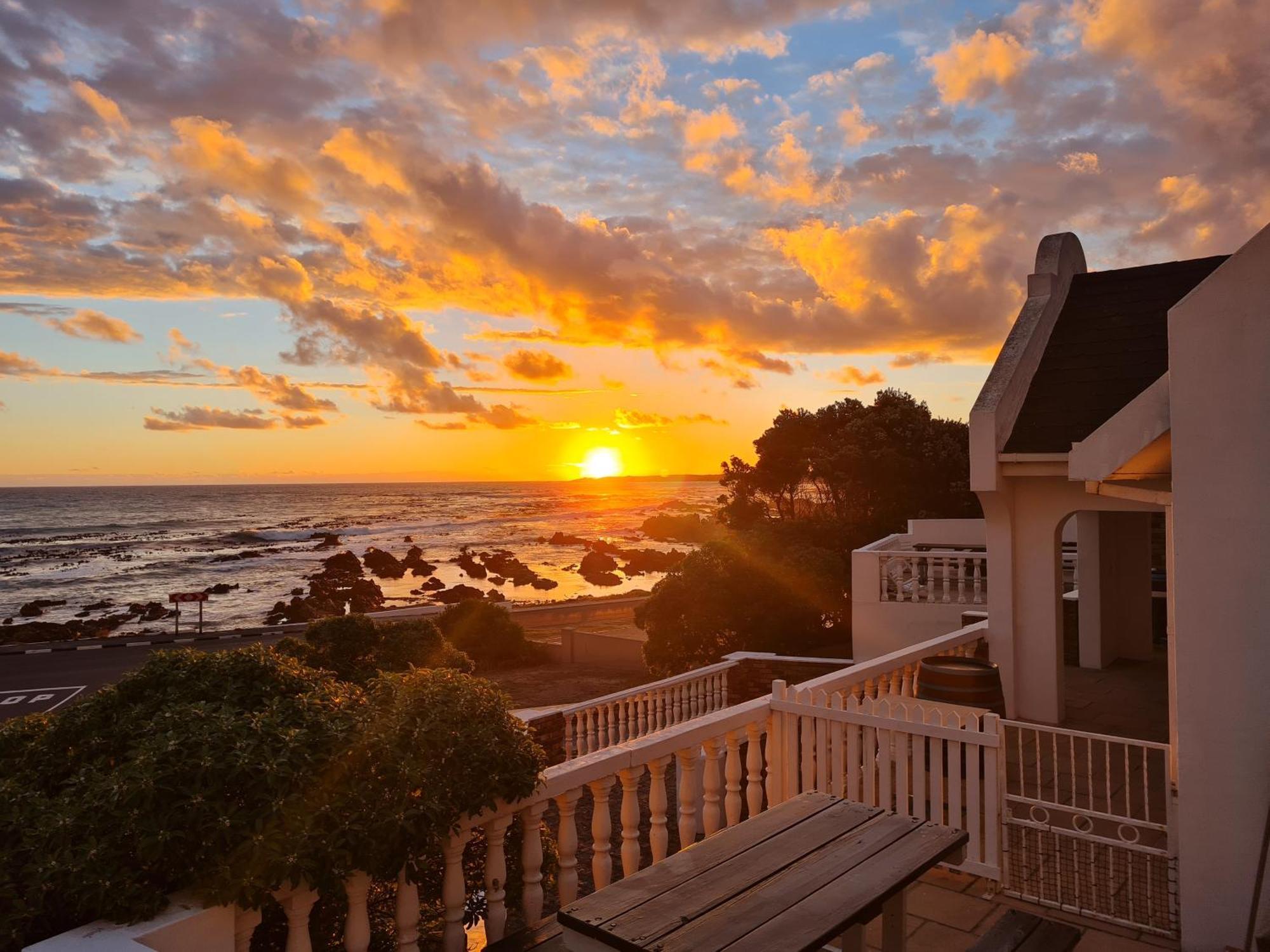 Walkerbay Accommodation Gansbaai Buitenkant foto