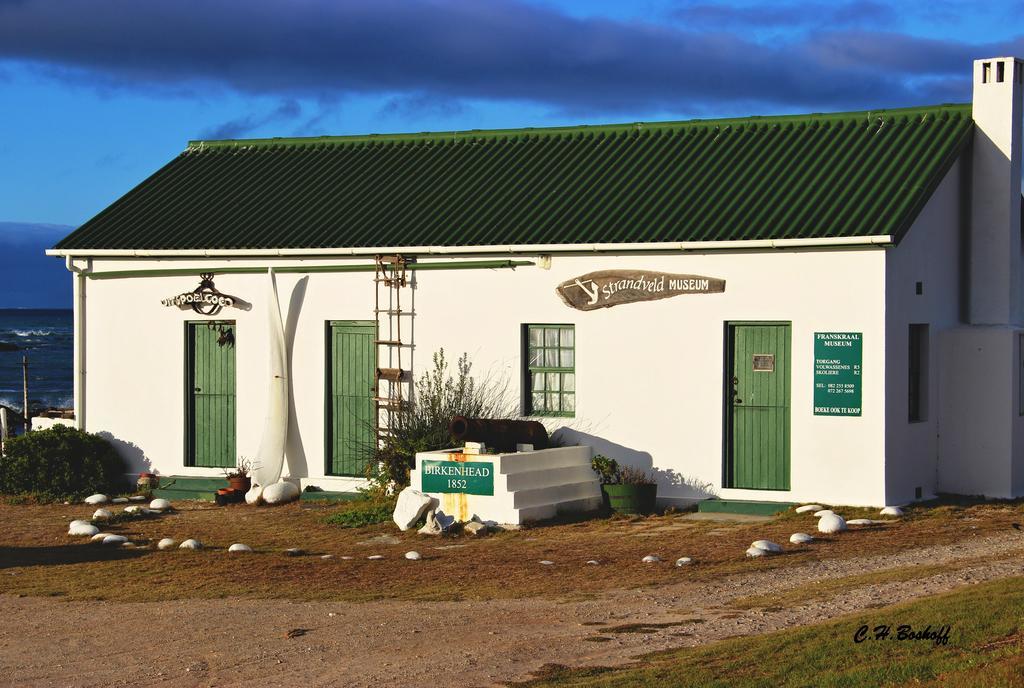 Walkerbay Accommodation Gansbaai Buitenkant foto