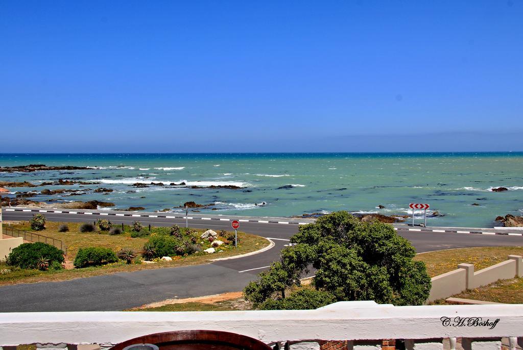 Walkerbay Accommodation Gansbaai Buitenkant foto